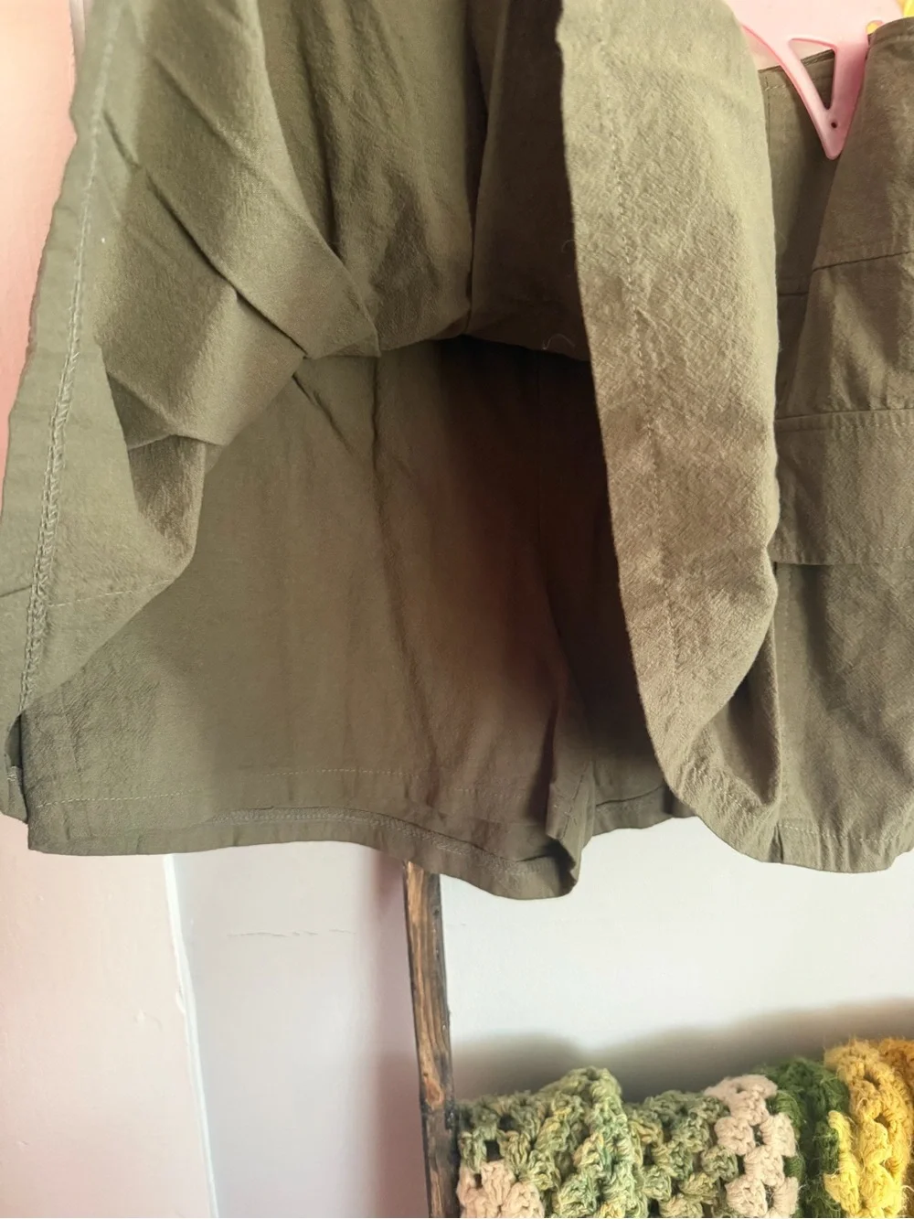Olive Green Women's Cargo Pleated Skort